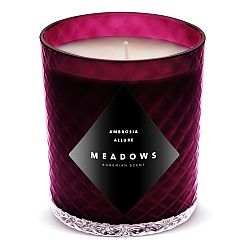 Meadows Vonná sviečka Ambrosia Allure medium fialová